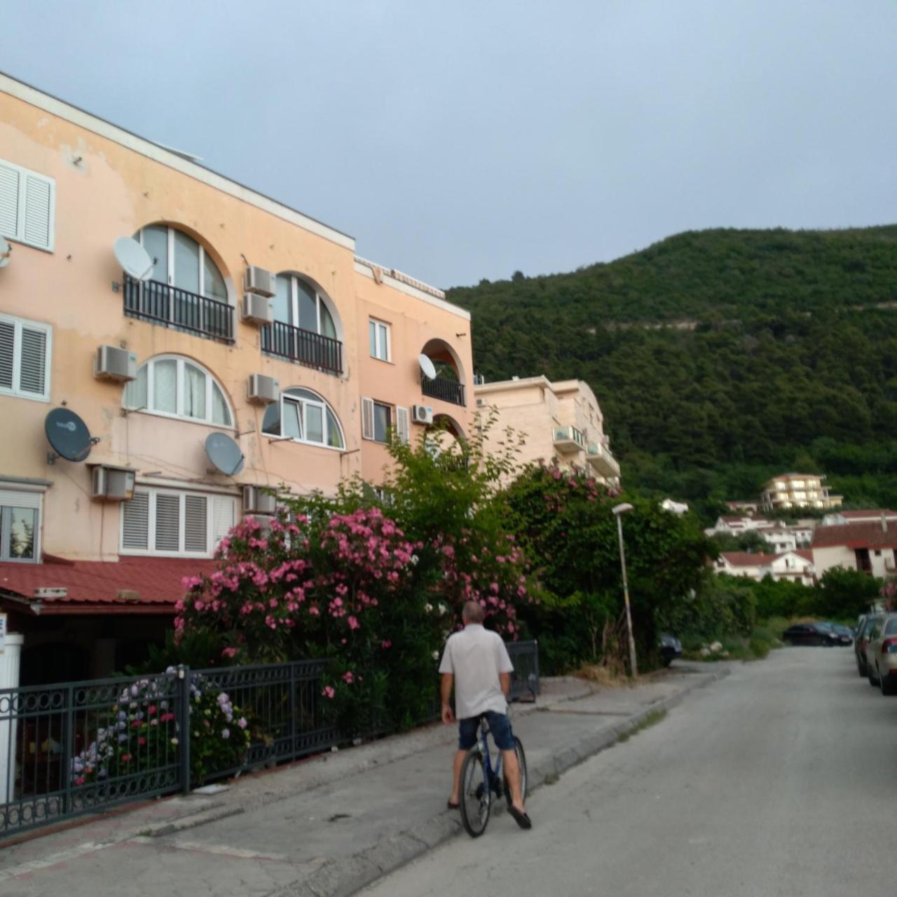 Suncani Apartman 2-Vila Amfora Budva Exterior photo